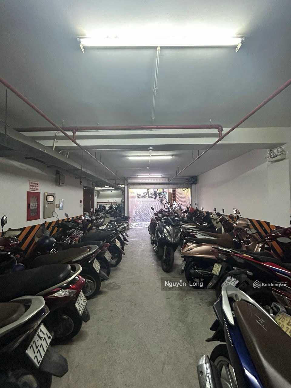 Bán nhà MT siêu hiếm Điện Biên Phủ 9,8x28m hầm 10 tầng đang cho thuê 700tr/tháng chỉ 128tỷ