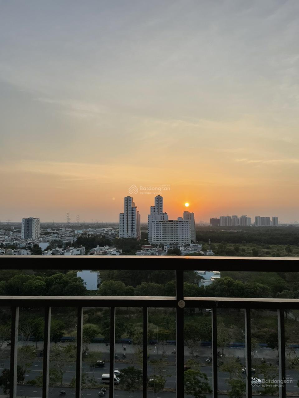 Q7 Boulevard bán CH 2PN 1WC 3tỷ, 2PN2WC 3.4 tỷ, NT đẹp, 1PN1WC 2.8tỷ nhà mới. LH: 0939 720 ***