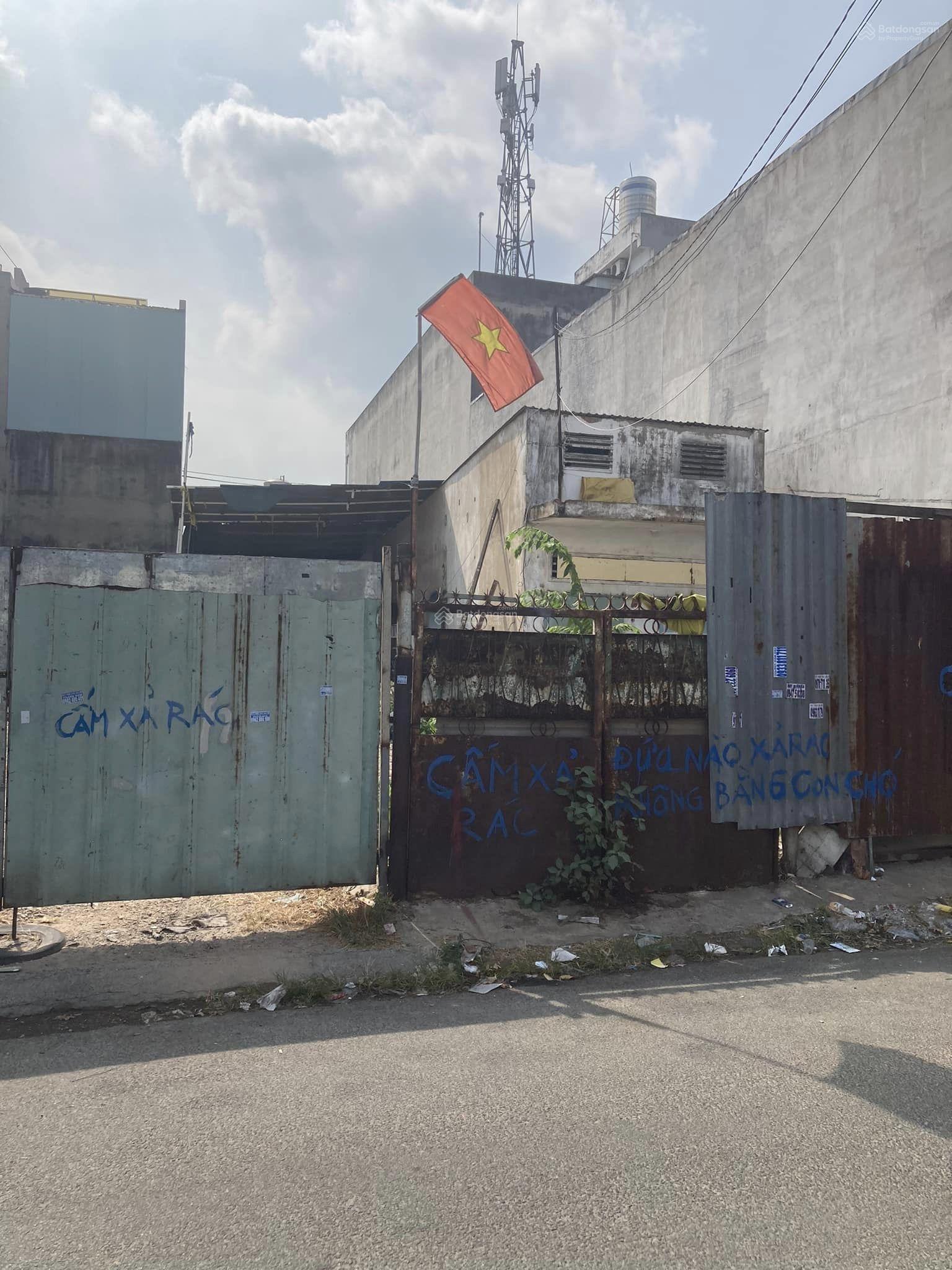 Bán nền đất SHR mới cáu mặt tiền đường HT12, cách Chợ Hiệp Thành 500m chỉ 52 triệu/m2, Q12 cũ