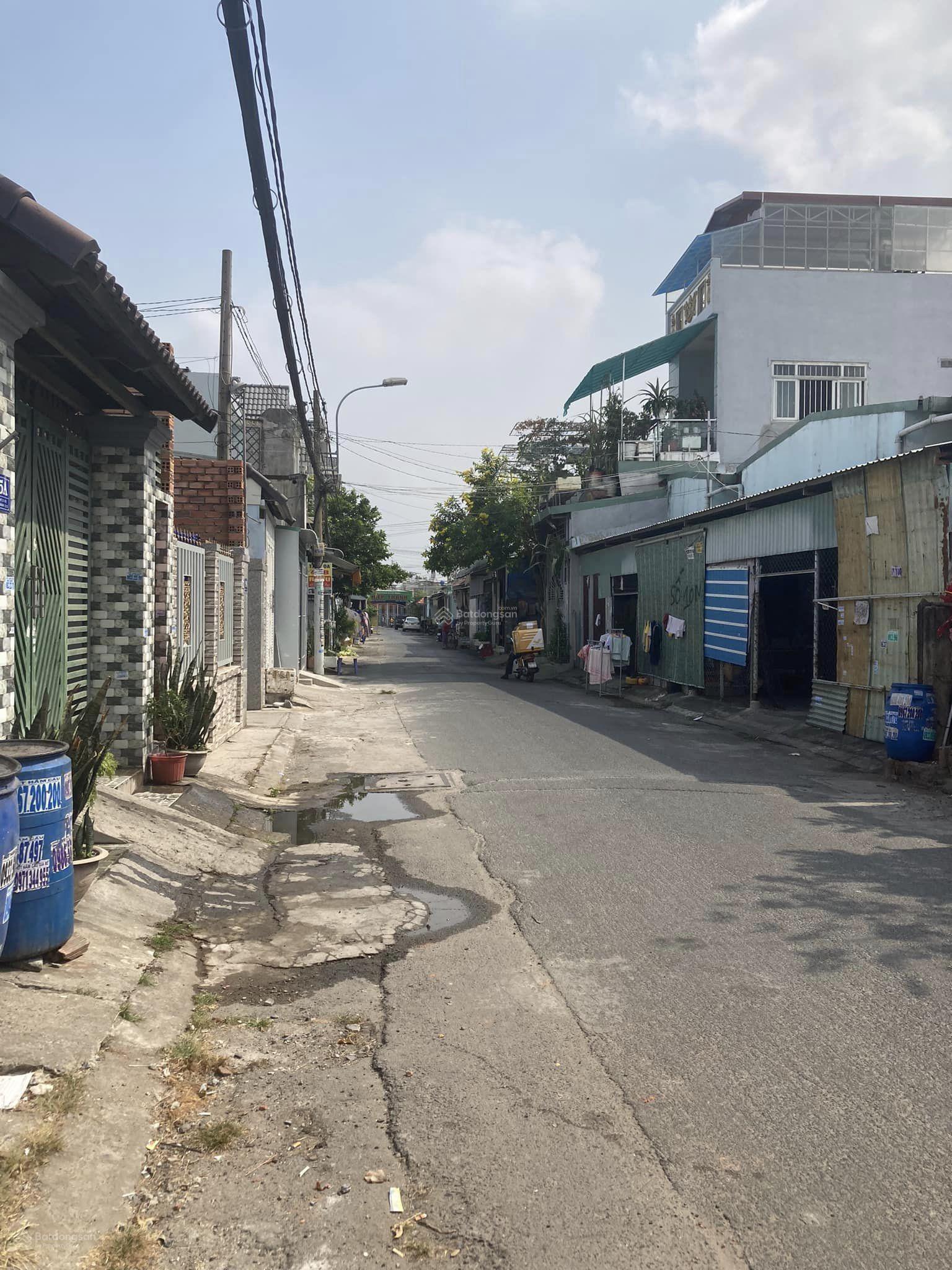 Bán nền đất SHR mới cáu mặt tiền đường HT12, cách Chợ Hiệp Thành 500m chỉ 52 triệu/m2, Q12 cũ