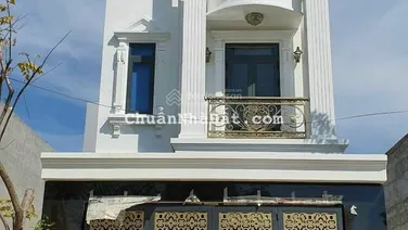 Bán nhà phố 100m2 (5x20m) 1 trệt 2 lầu giá chỉ 10,6 tỷ đường 16m view căn hộ trục chính
