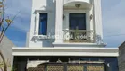 Bán nhà phố 100m2 (5x20m) 1 trệt 2 lầu giá chỉ 10,6 tỷ đường 16m view căn hộ trục chính