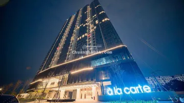 Bán căn VIP 2 ngủ + 2VS view biển 83m2 giá 3,x tỷ, A La Carte, sổ lâu dài, giá bao rẻ nhất