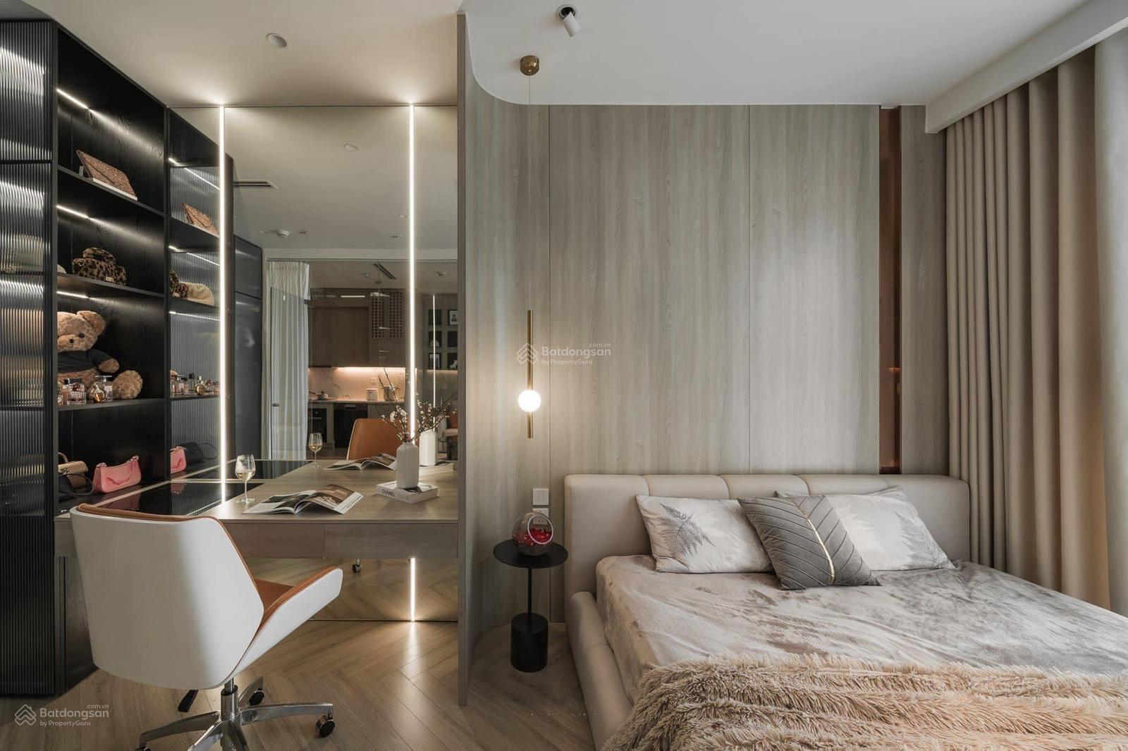 Chuyên bán CH Mỹ Khánh 4 giá tốt view đẹp, lầu cao 113m2 - 118m2 giá chỉ từ 8 tỷ - 8.4 tỷ