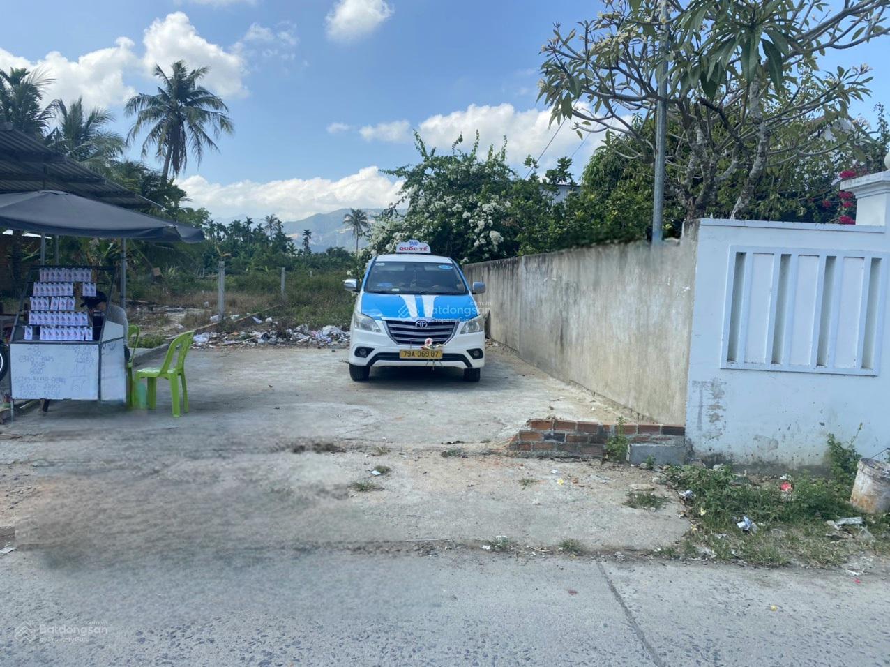 Bán đất mặt tiền thôn Trung Vĩnh Phương, gần chợ gần ủy ban xã Vĩnh Phương giá tốt