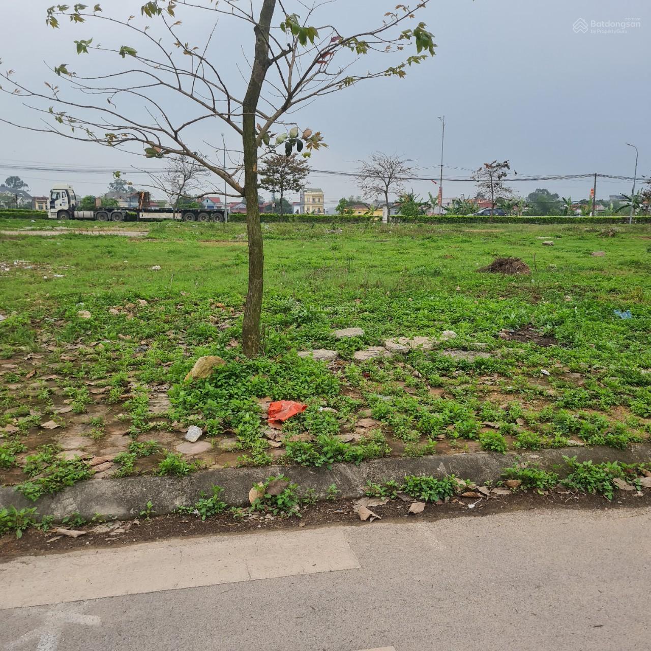 Hàng hot khu đô thị Sen Hồ - Đình Trám, thị xã Việt Yên. Bắc Giang DT 89m2, mặt tiền 5m. Giá 2,3 tỷ
