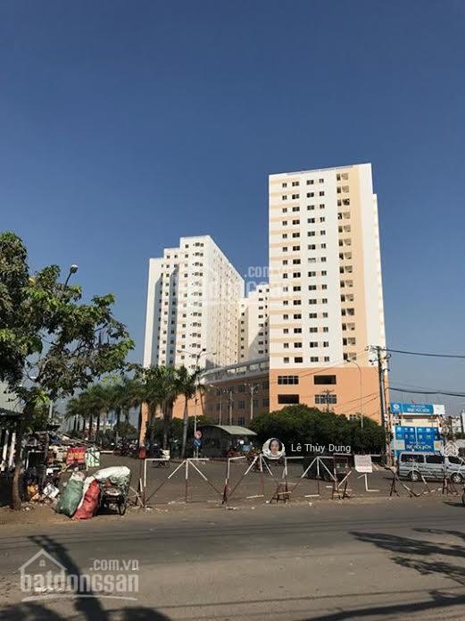 Căn góc 67m2 có 2 PN, ban công, nhà sạch sẽ giá 1,2 tỷ tại HQC Hóc Môn. LH 0909 456 ***