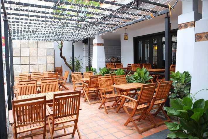 Cho thuê nhà mặt tiền Tú Xương, Q3. DT: 15x30m. 1 trệt 1 lầu. DTSD: 1.200m2