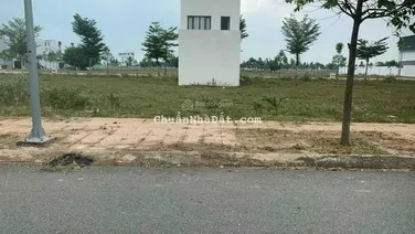 Chính chủ gửi bán 2 lô đất liền kề đường N6, KDC IDICO2, P6, TP Tân An, Long An