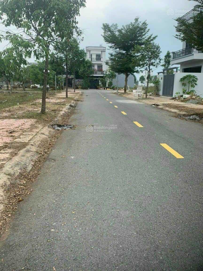 Chính chủ gửi bán 2 lô đất liền kề đường N6, KDC IDICO2, P6, TP Tân An, Long An