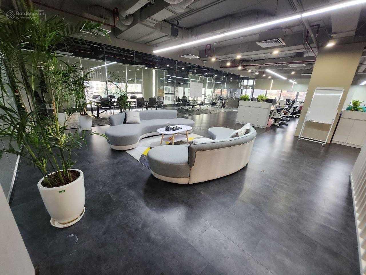 BQL cho thuê VP tòa nhà Diamond Flower Thanh Xuân, Hà Nội DT 100m2-300m2 giá chỉ từ 250 nghìn/m2/th