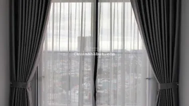 Chính chủ cho thuê căn hộ Opal SkyLine 2PN, 2WC 73m, 3 Điều Hoà, Bếp, Hút Mùi 5tr LH 0985 807 *** Vy