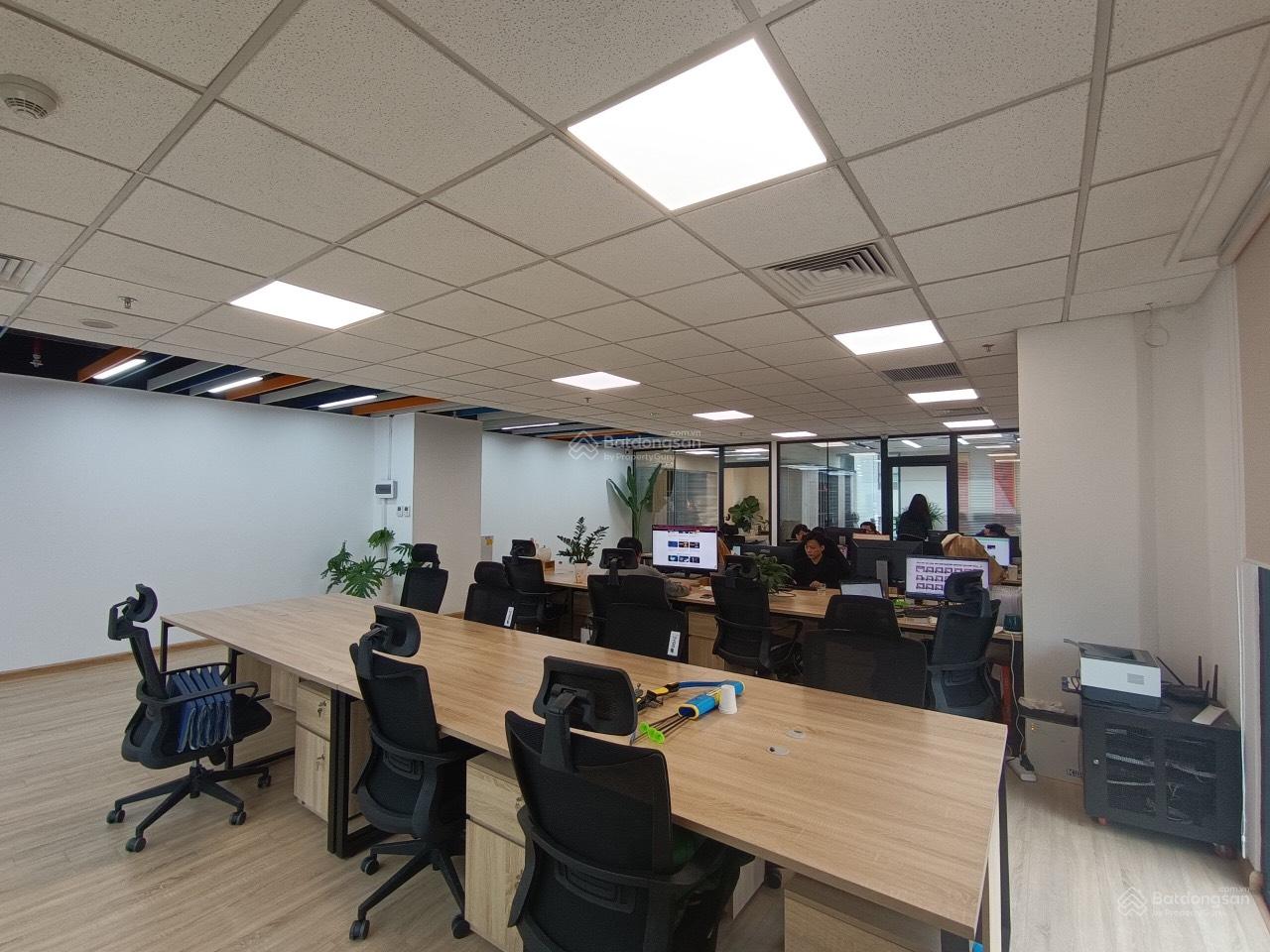 Cho thuê văn phòng tòa Liễu Giai Tower 26 Liễu Giai, Ba Đình 300m2 400m2 500m2, giá 140nghìn/m2/th Cho thuê văn phòng tòa Liễu Giai Tower 26 Liễu Giai, Ba Đình 300m2 400m2 500m2, giá 140nghìn/m2/th