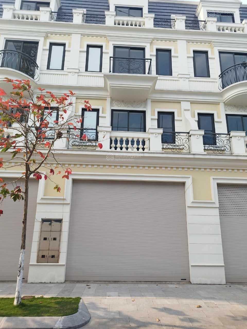 Hot! Cần bán căn liền kề 80m2, gần công viên, tổng tiền rẻ nhất dự án, vị trí đẹp, có thang máy