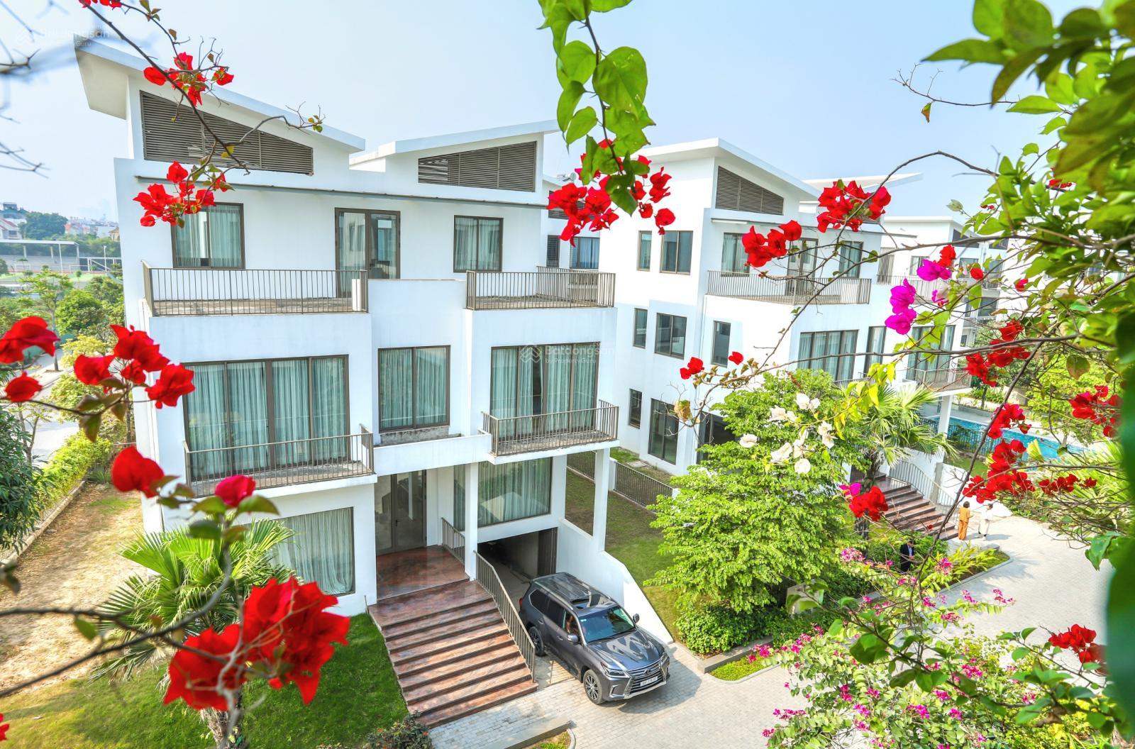 Bán cắt lỗ gấp biệt thự Khai Sơn Hill 339m2 (lô góc) siêu vip chỉ 58 tỷ. LH: 0989 386 ***