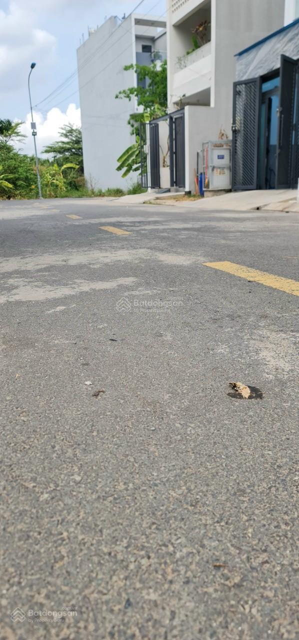 Chính chủ bán đất Kiến Á Liên Phường, 125m2 giá 83tr/ m Chính chủ bán đất Kiến Á Liên Phường, 125m2 giá 83tr/ m