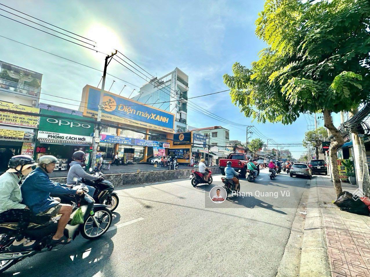 Chuyên bán MT Huỳnh Tấn Phát Q7, DT 8,5x24m, 11,4x20m, Giá tốt 28 Tỷ - LH xem nhà 0901 294 *** Chuyên bán MT Huỳnh Tấn Phát Q7, DT 8,5x24m, 11,4x20m, Giá tốt 28 Tỷ - LH xem nhà 0901 294 ***