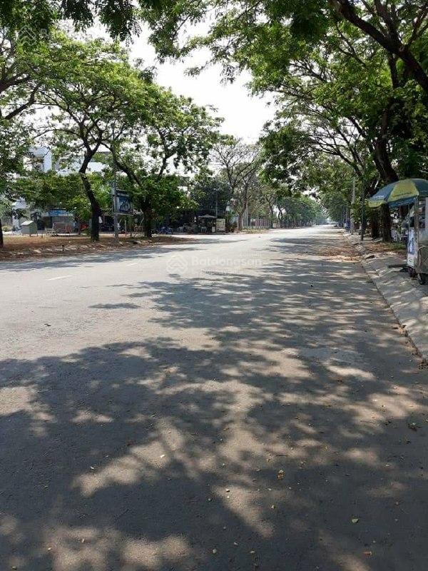 Đất nền KDC Phong Phú 4 cạnh ngay Lovera Park 5x20m, 8x18m, 8x20m và nền góc. Liên hệ em Tú xem