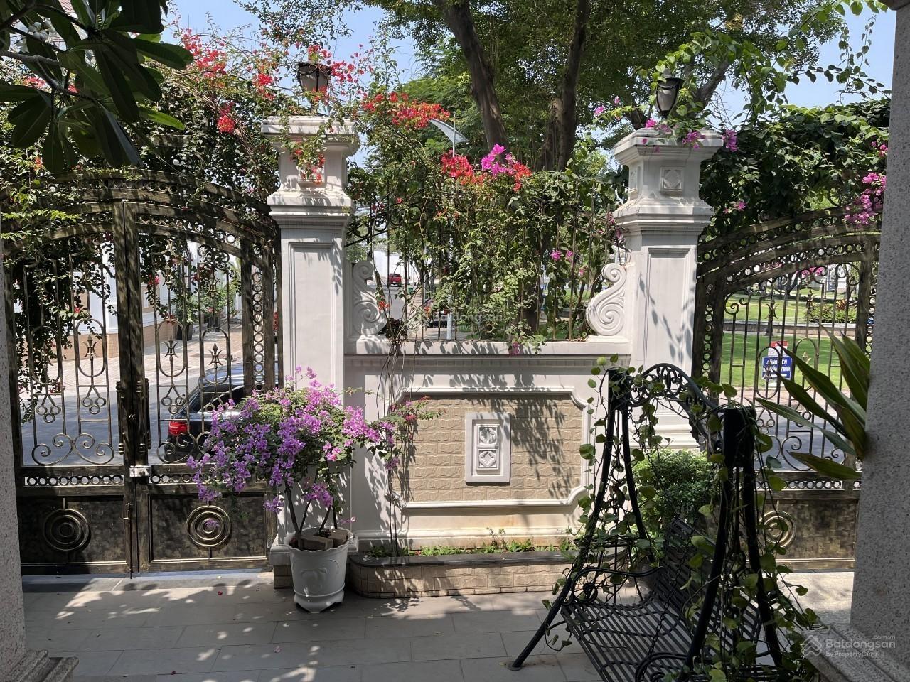 Bán nhanh căn biệt thự tại Cityland Riverside liền kề Phú Mỹ Hưng, giá chỉ 47 tỷ. LH 0968 092 ***