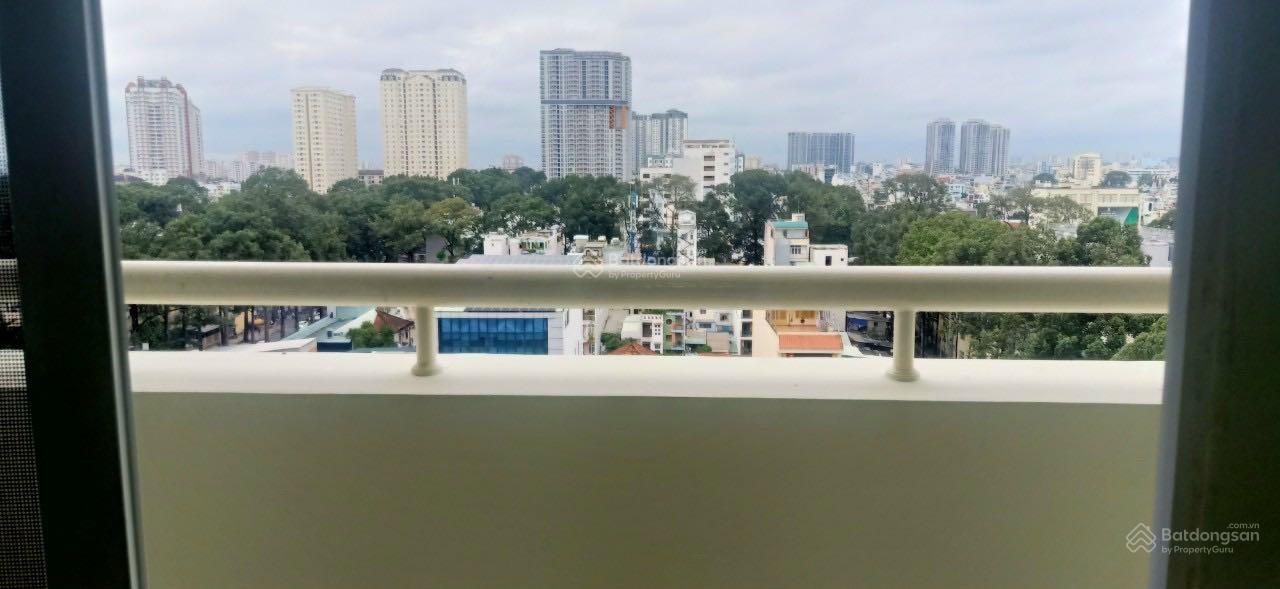 Chính chủ cần bán căn hộ chung cư Hùng Vương Plaza, Q5, DT: 8,4tỷ , 3PN, 3WC, giá: 8,4 ty (giá thât