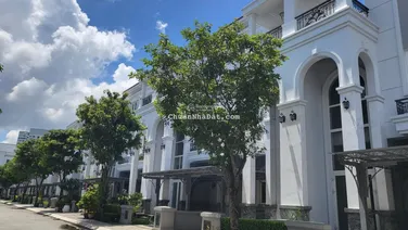 Biệt thự Sol Villas, hàng chuyển nhượng. DT 120m2, 132m2, 500m2. Giá 15 tỷ - 45 tỷ. LH 0902 746 ***