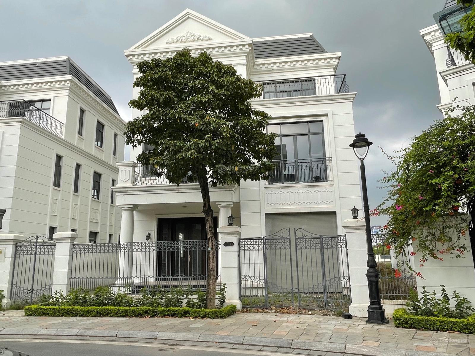 Chủ nhà bán đơn lập Sao Biển 4 diện tích 345m2, view hồ lớn, giá 39.5 tỷ