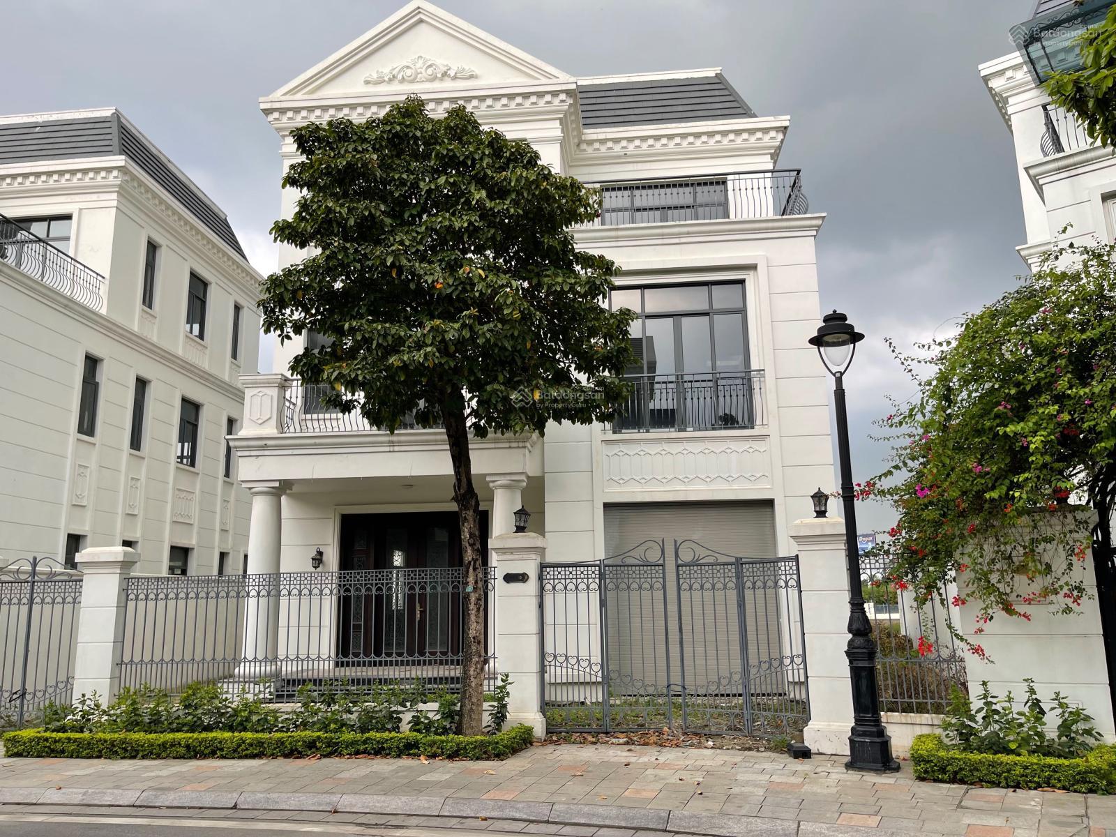 Chủ nhà bán đơn lập Sao Biển 4 diện tích 345m2, view hồ lớn, giá 39.5 tỷ
