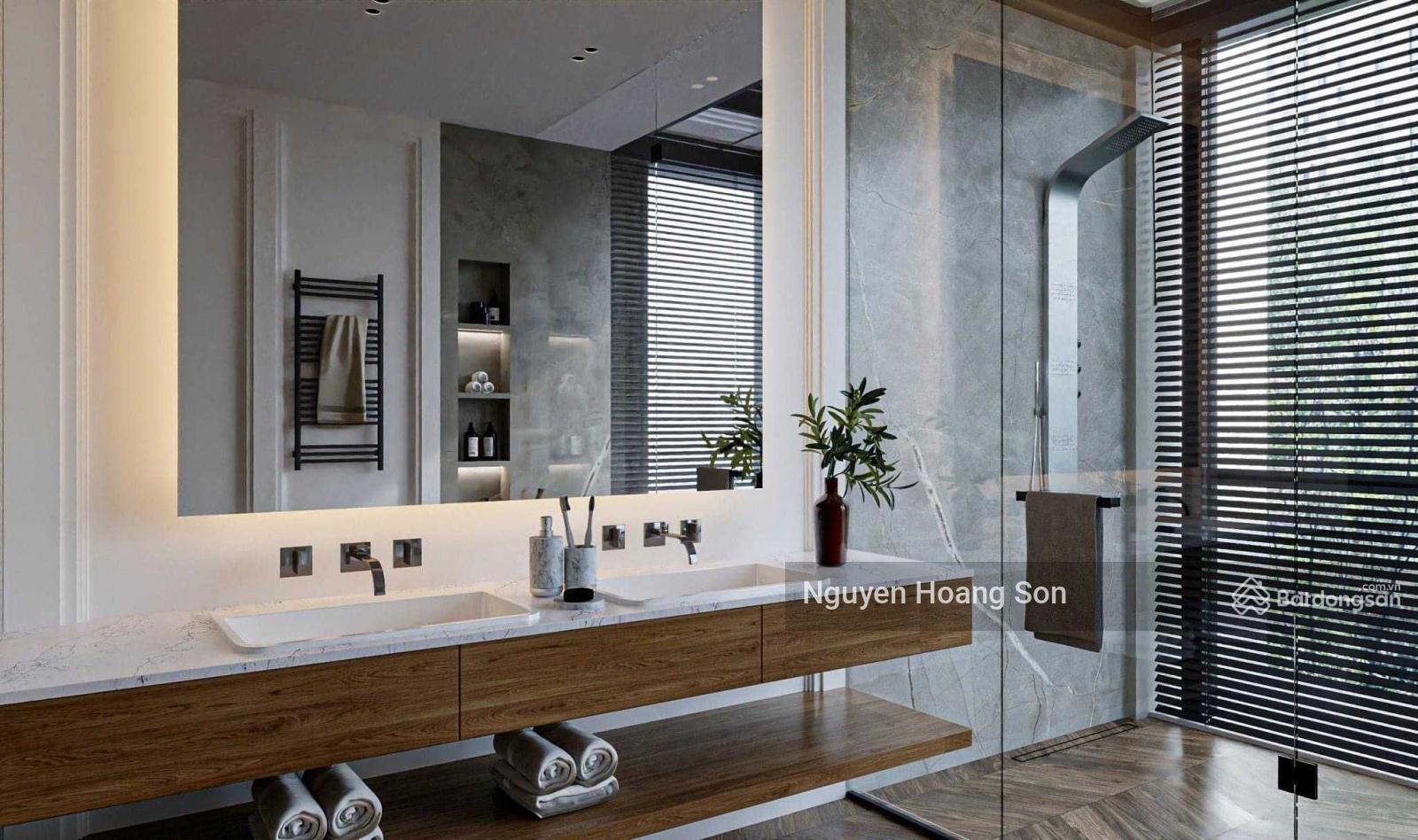 Cần bán gấp căn 3PN, ban công Bắc view sông Hồng tại dự án Aqua Central. Giá 21 tỷ. LH: 0906 244 ***