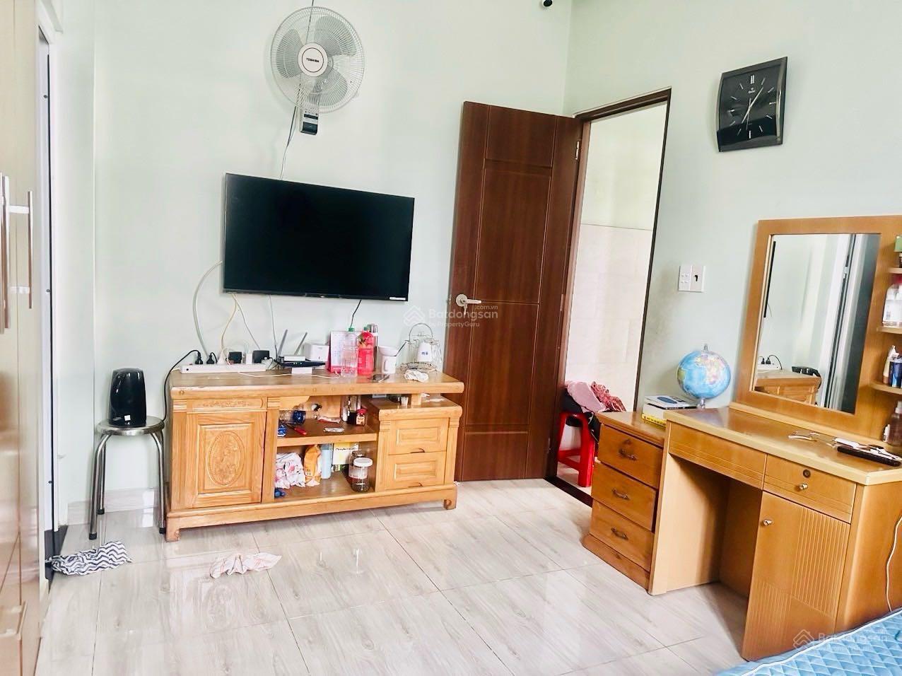 Nhà mới ở ngay nhà 4 tầng P. Phước Long A - sàn 150m2 - 4PN - 5 tỷ x TL