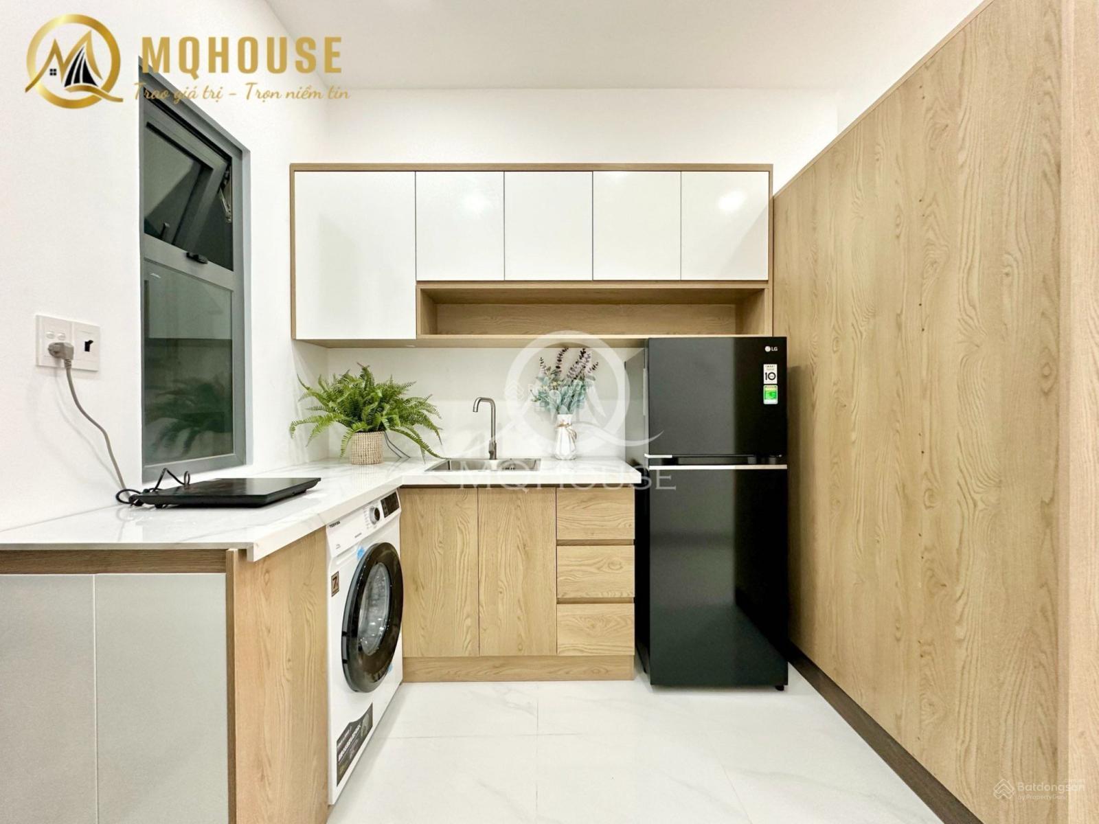 Cho thuê CHDV full nội thất bancol 45m2 ngay khu Phan Xích Long