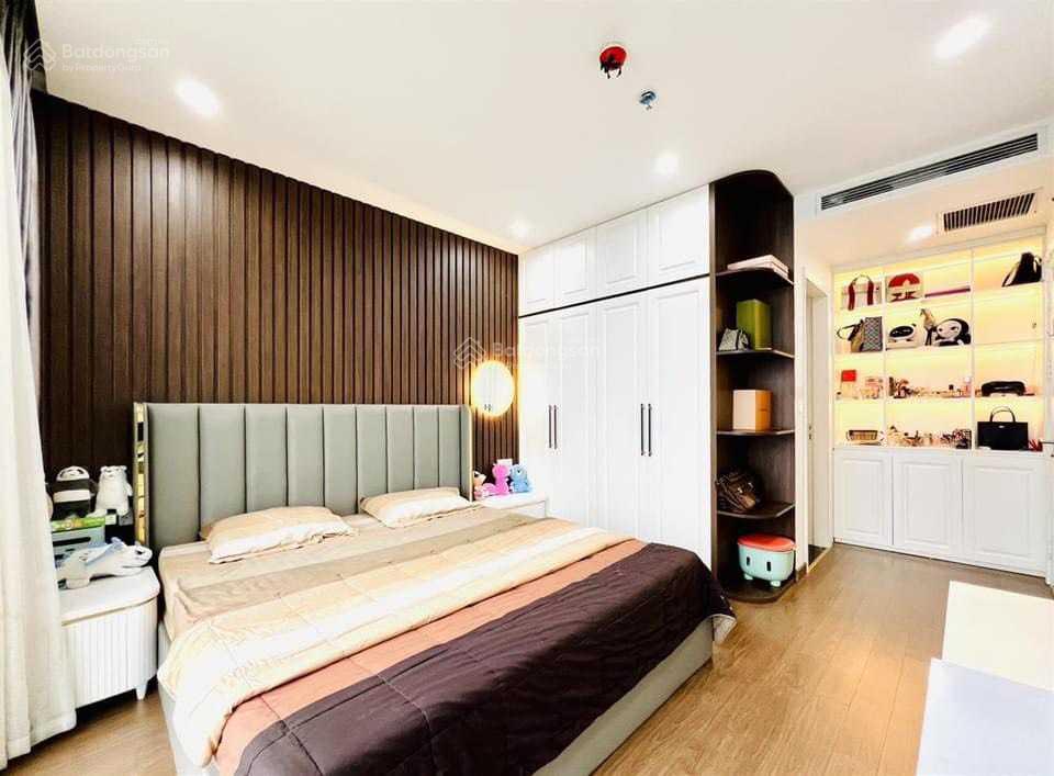 Bán căn hộ 3PN DT 93.2m2 chung cư Golden West - giá 6.8 tỷ - LH 0932 392 ***