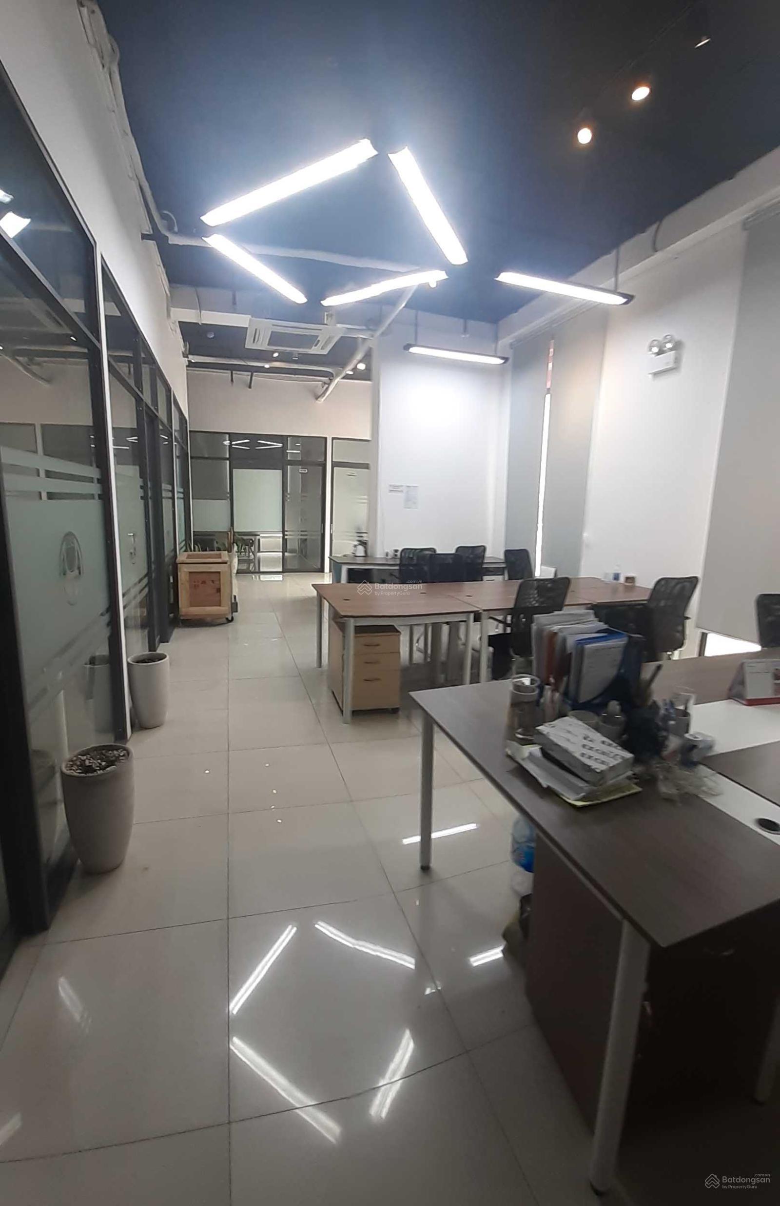Cụm bàn làm việc 1,8tr/th - cho team 2 người linh hoạt thuê văn phòng startup