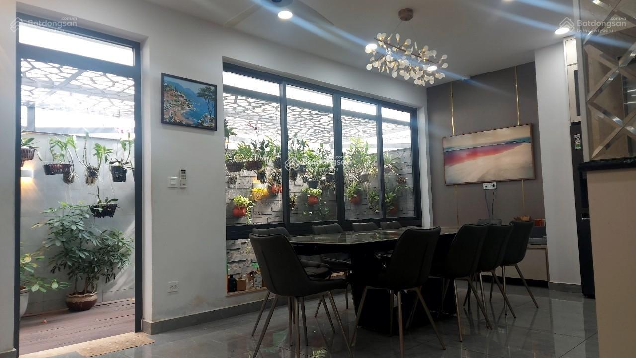 Hót hót bán gấp giảm 6 tỷ Saigon Mystery Villas Quận 2. DT 200m2, hầm 4 tầng, giá 38 tỷ