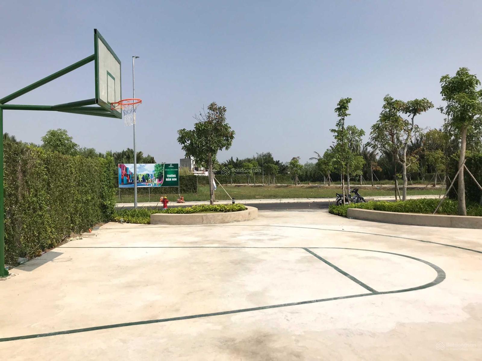 Kẹt vốn bán nhanh lô đất mặt tiền đường 8m khu Green Riverside