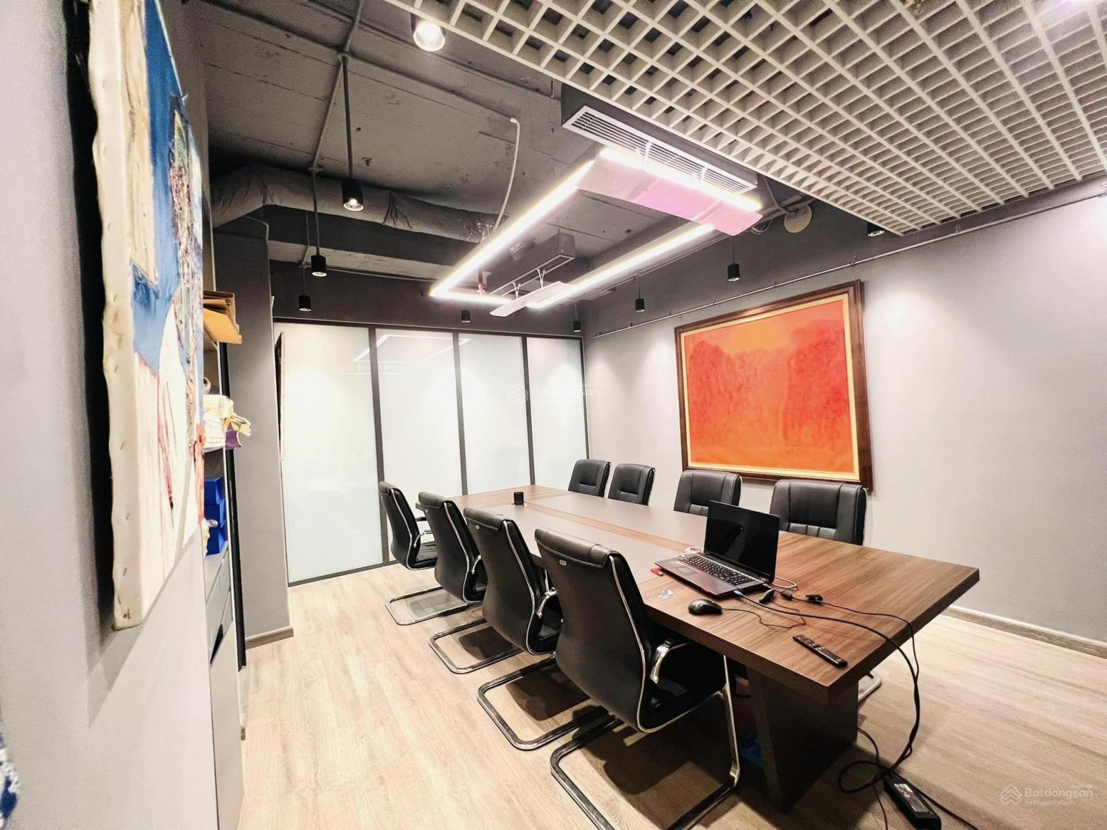 Cho thuê VP tòa nhà HH4 Mỹ Đình Sông Đà mặt Phạm Hùng DT 180m2; giá chỉ 230 nghìn/m2/tháng