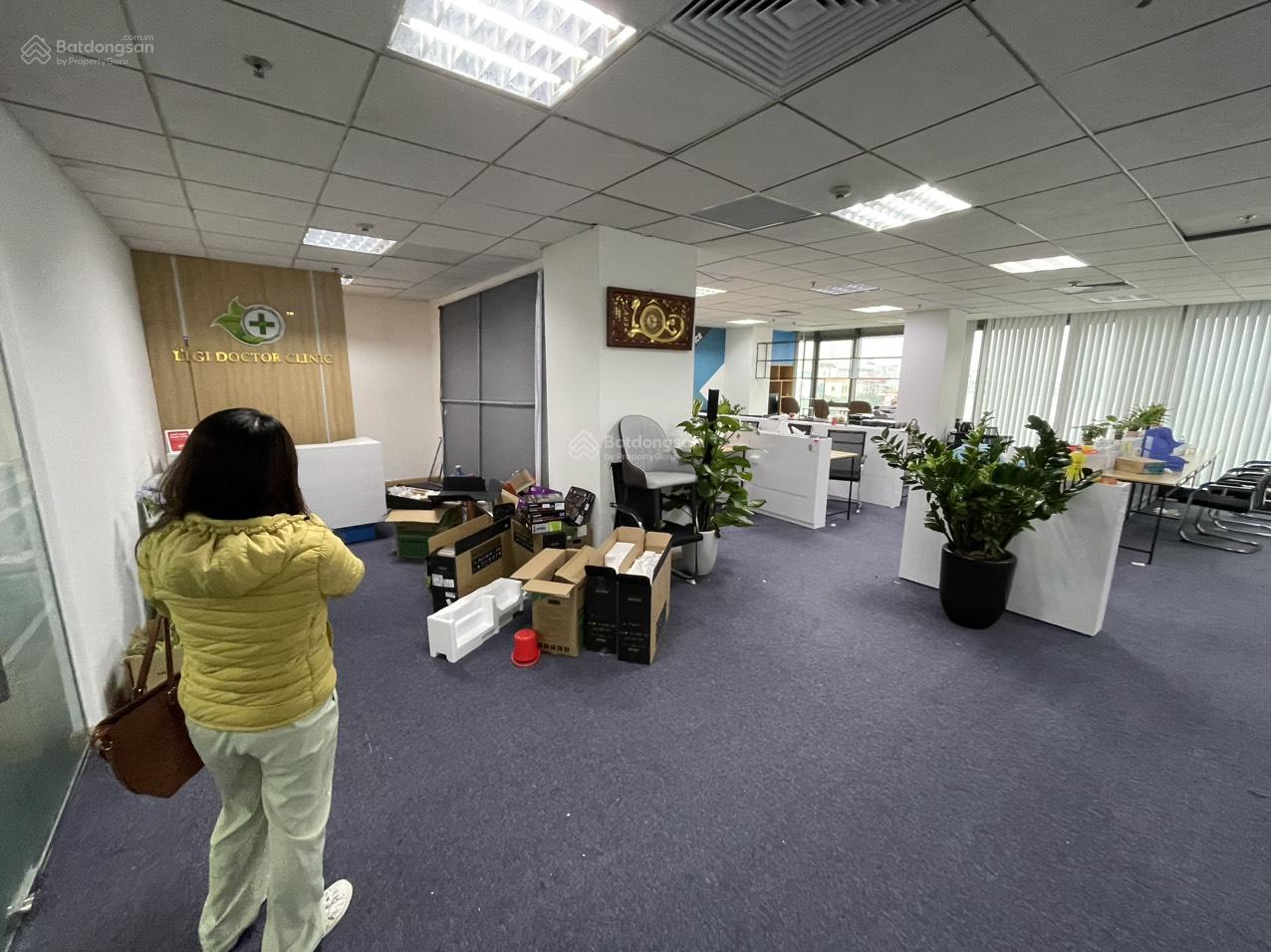 Khan hiếm! Duy nhất 136m2 văn phòng tại tòa nhà Golden Field Nguyễn Cơ Thạch đang cho thuê Khan hiếm! Duy nhất 136m2 văn phòng tại tòa nhà Golden Field Nguyễn Cơ Thạch đang cho thuê