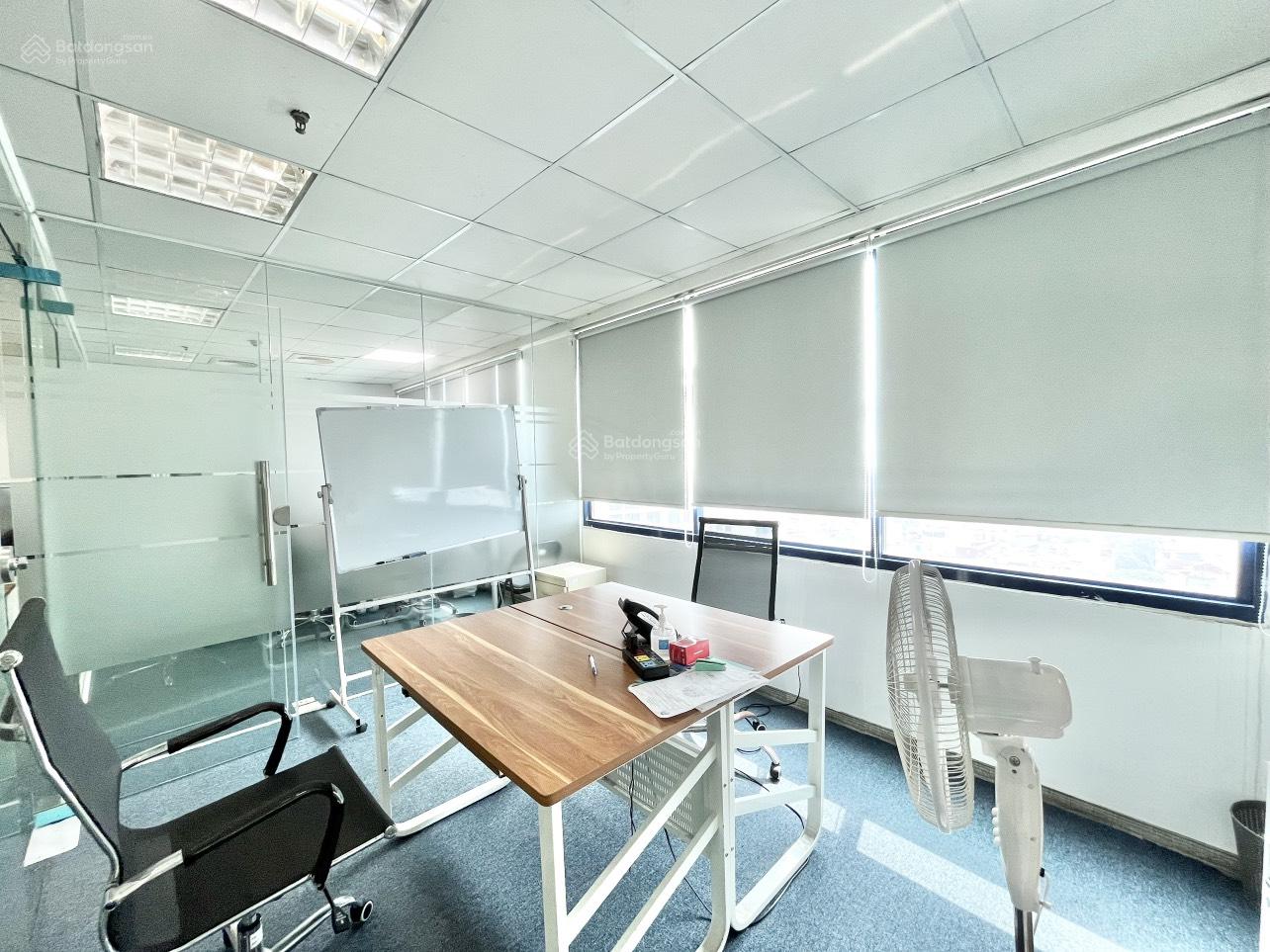 Rộng lớn và linh hoạt! Cho thuê sàn văn phòng tại MP Võ Chí Công, Xuân La. Phù hợp kinh doanh