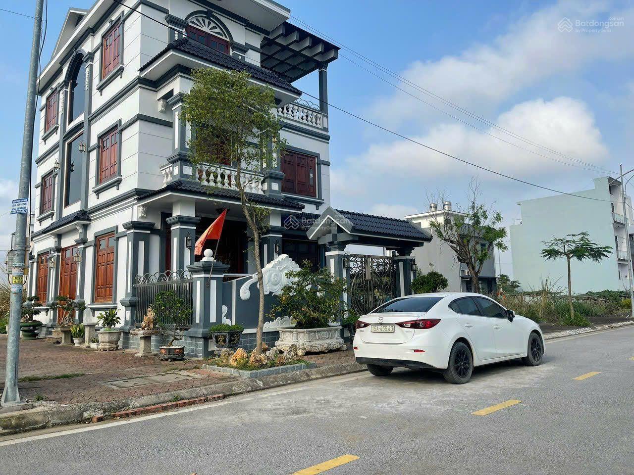 Bán lô xẻ khe 135m2 ngang 9m đẹp nhất TDC Áp Tràn - Bắc Sông Cấm