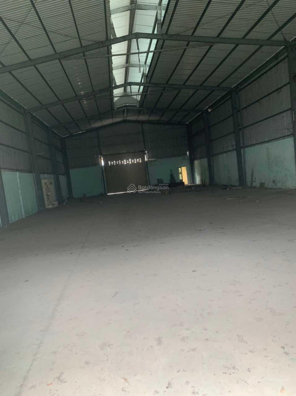 Bán đất mặt tiền Hưng Long, Bình Chánh. Giá: 22,5 tỷ, sẵn sổ đỏ. DT: 15*60m có sẵn 300m2 thổ cư Bán đất mặt tiền Hưng Long, Bình Chánh. Giá: 22,5 tỷ, sẵn sổ đỏ. DT: 15*60m có sẵn 300m2 thổ cư