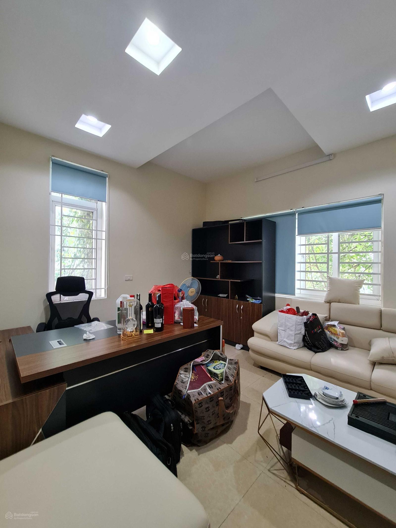 Cho thuê liền kề, biệt thự KĐT Văn Khê. Diện tích từ 83 - 180m2 giá chỉ từ 9tr/tháng. Lh 0967 154 ***
