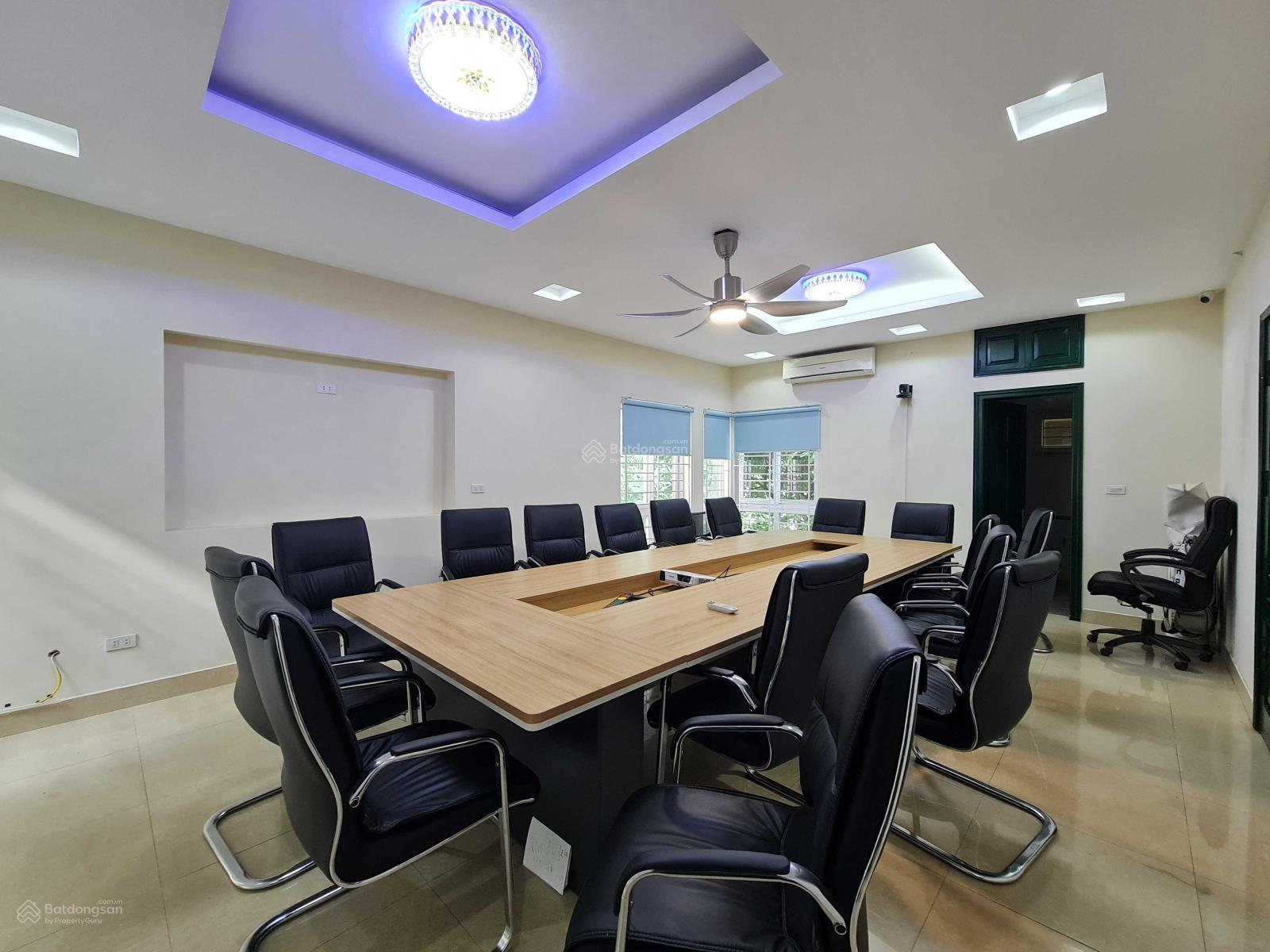 Cho thuê liền kề, biệt thự KĐT Văn Khê. Diện tích từ 83 - 180m2 giá chỉ từ 9tr/tháng. Lh 0967 154 ***