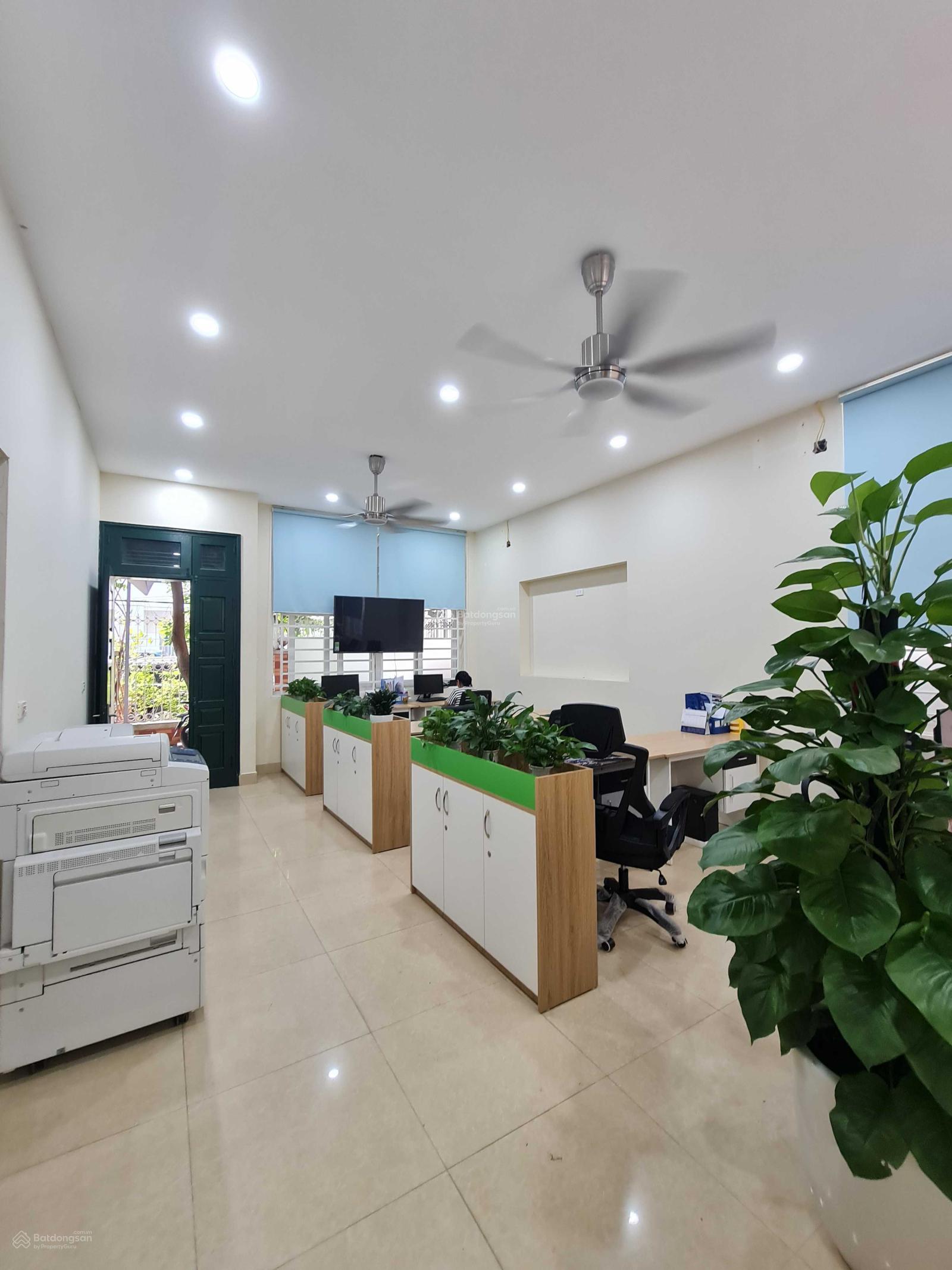 Cho thuê liền kề, biệt thự KĐT Văn Khê. Diện tích từ 83 - 180m2 giá chỉ từ 9tr/tháng. Lh 0967 154 ***