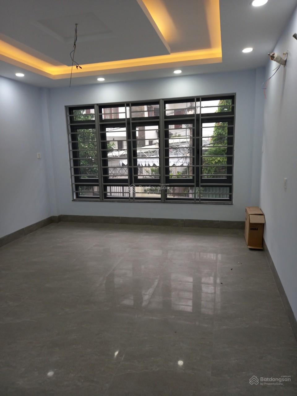 Nhà 2 mặt tiền thông 8m - Cây Trâm Phường 9 - 4x20m - 4 lầu. Nhà có thang máy 23 triệu