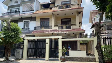 Bán BT KDC Hưng Phú 10x18.5m, đường 16m, sổ hồng, nhà hoàn thiện nội thất, giá 18.3 tỷ 0909 483 ***