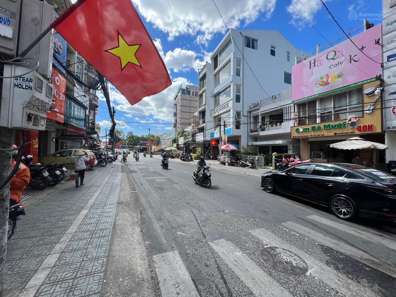 Bán nhà 22 tỷ, 150 m2 mặt tiền Bùi Thị Xuân, TP Đà Lạt