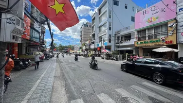 Bán nhà 22 tỷ, 150 m2 mặt tiền Bùi Thị Xuân, TP Đà Lạt