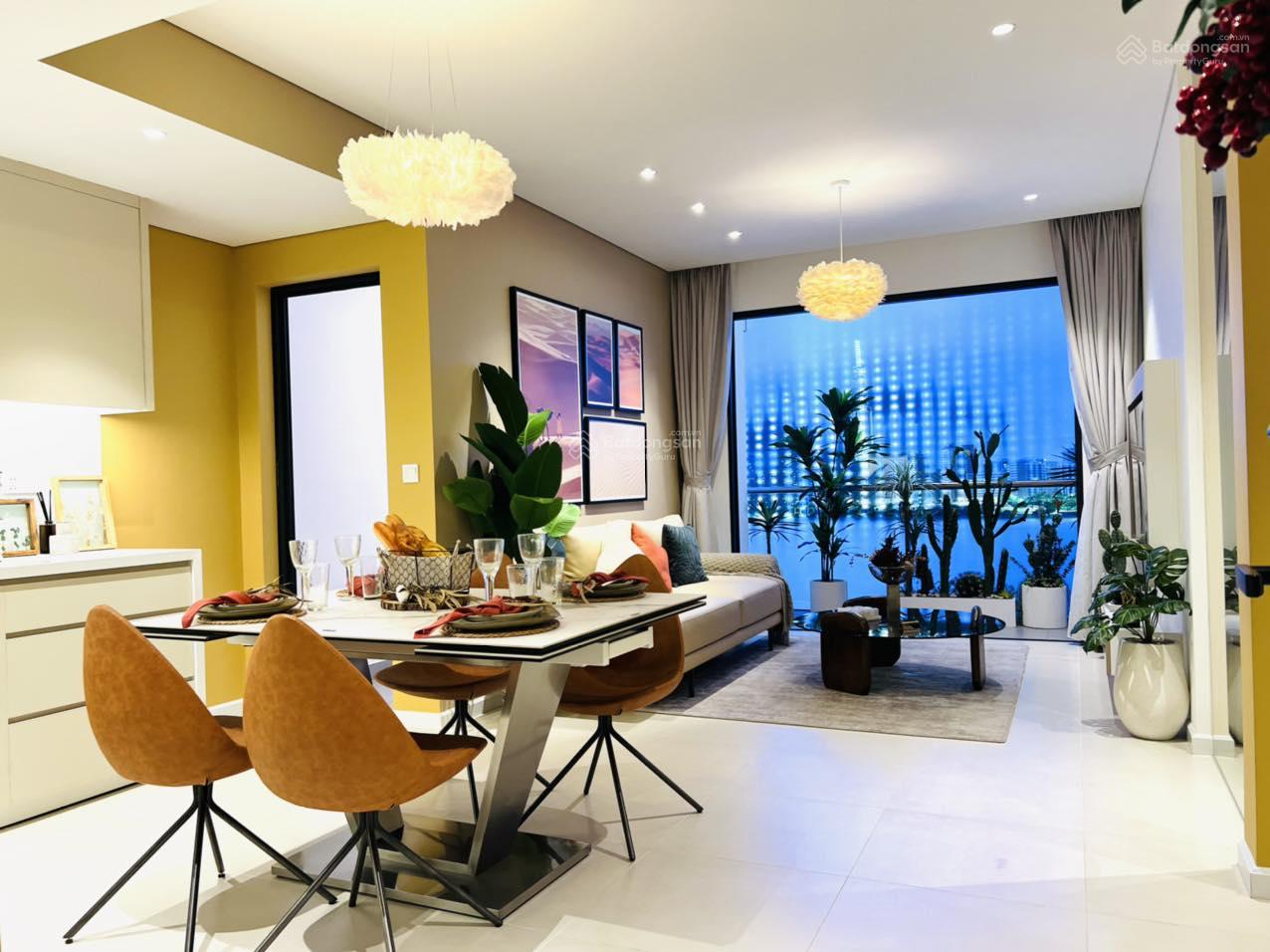 Hàng hot - Cần bán gấp căn hộ 2PN Urban Green view hồ bơi giá 4.15 tỷ