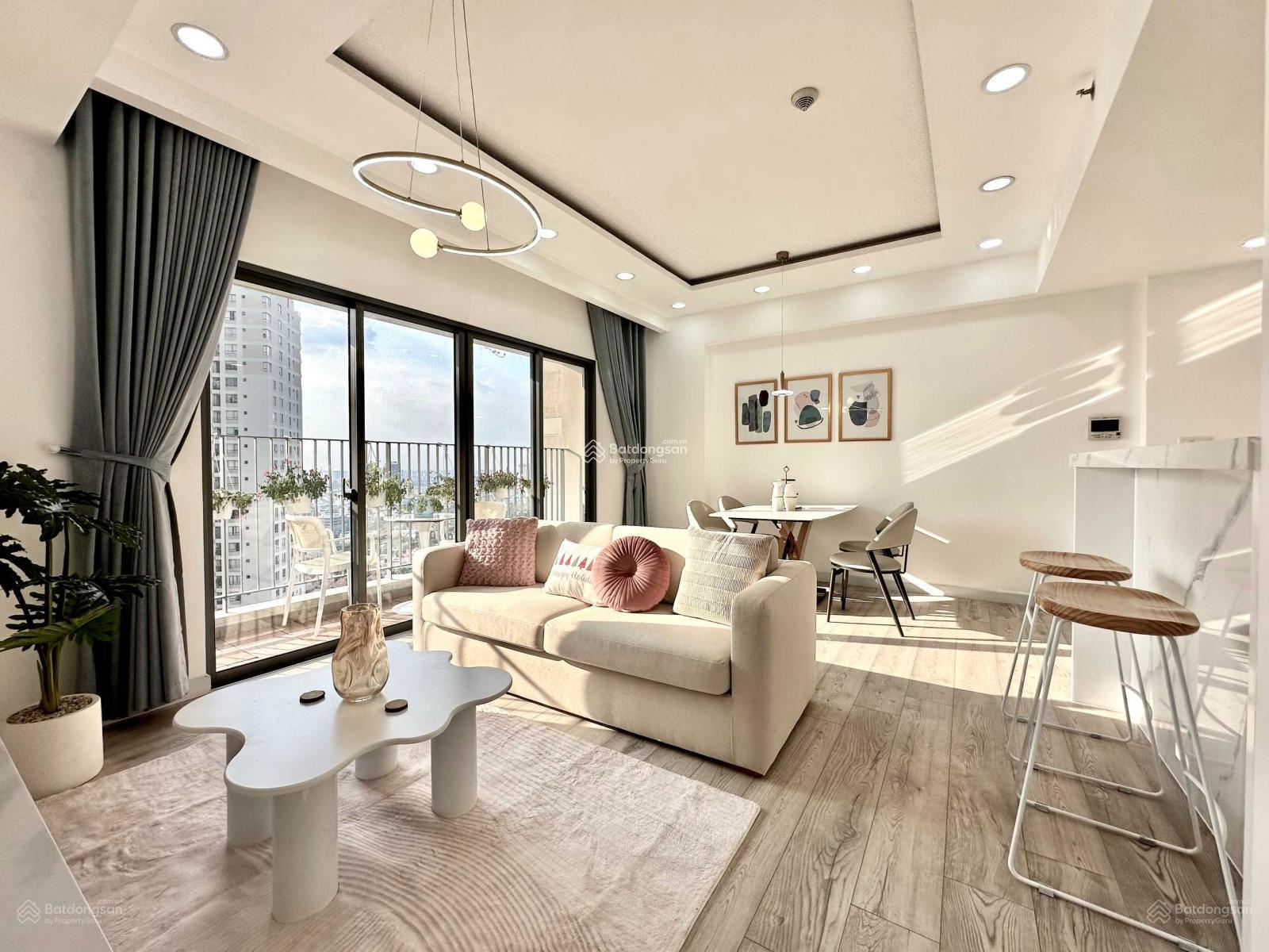 Chính chủ cần cho thuê CHCC tại CC Hateco Laroma, 137m2, 3n2vs, tầng đẹp - thoáng. LH: 0906 961 ***