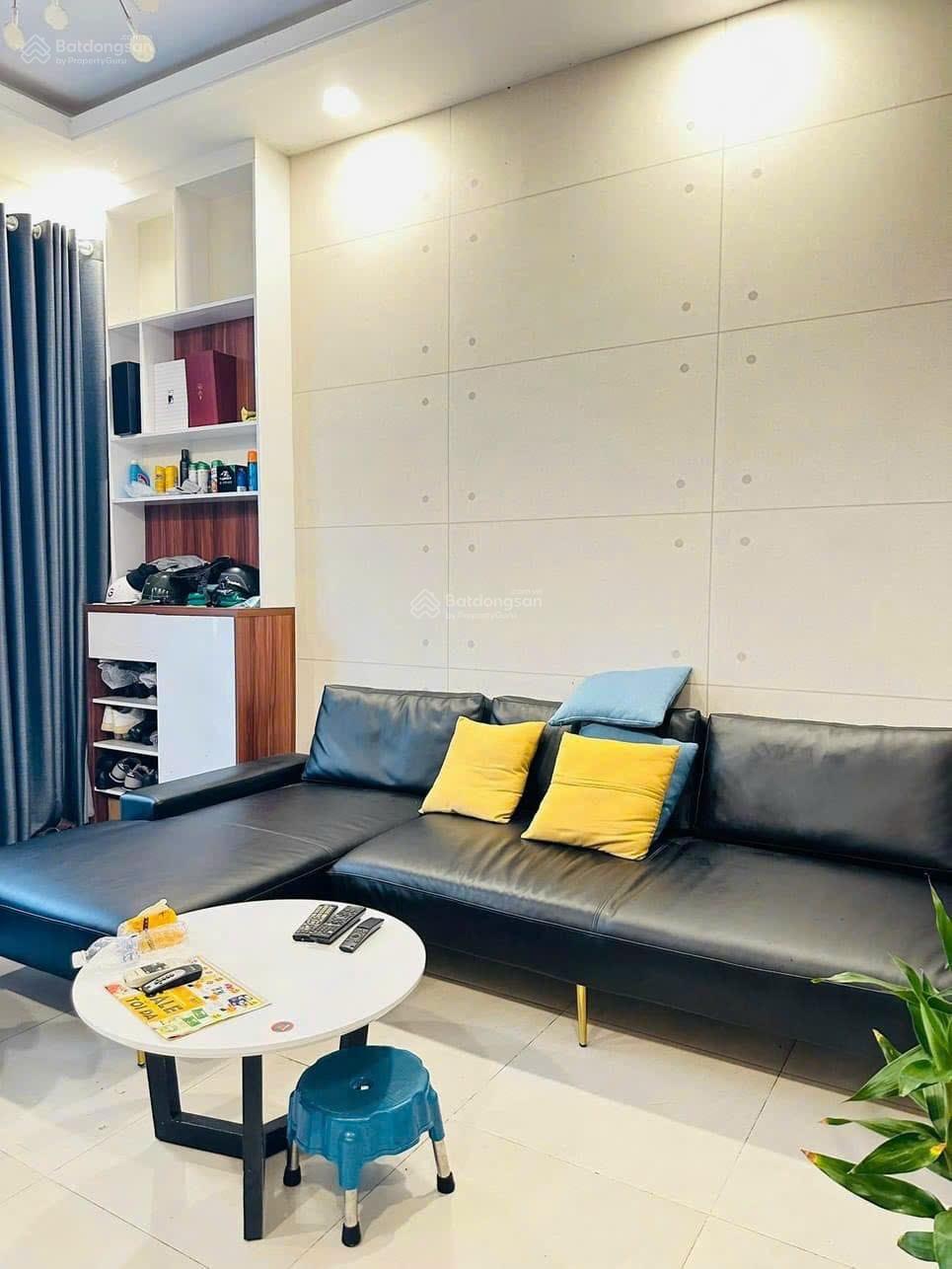 Nhà siêu đẹp ngay Nguyễn Hiền - P.4 -Quận 3.Giá 3tỷ6/75,7m2 gần THCS Bàn Cờ, đang cho thuê 24 triệu