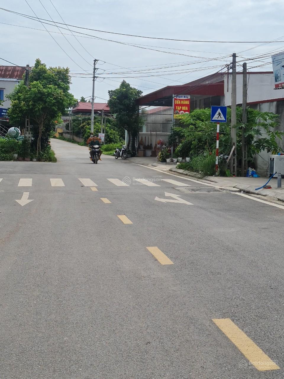 Bán đất đấu giá xã Giáp Sơn - Lục Ngạn, Bắc giang. 102m2, MT 6m, kinh doanh. Đường 18m. Giá 1.3 tỷ
